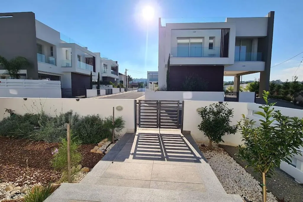 Protaras Villa, Swimming Pool, Bbq Grill, 3 Bedrooms, Near Beach Villa